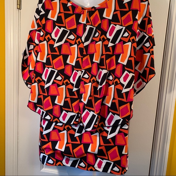 Mod Pattern New Directions Top - Picture 4 of 5